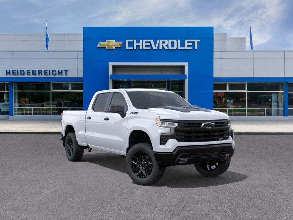 Summit White 2026 Chevrolet Silverado 1500 Pickup Truck Four-Wheel Drive Automatic