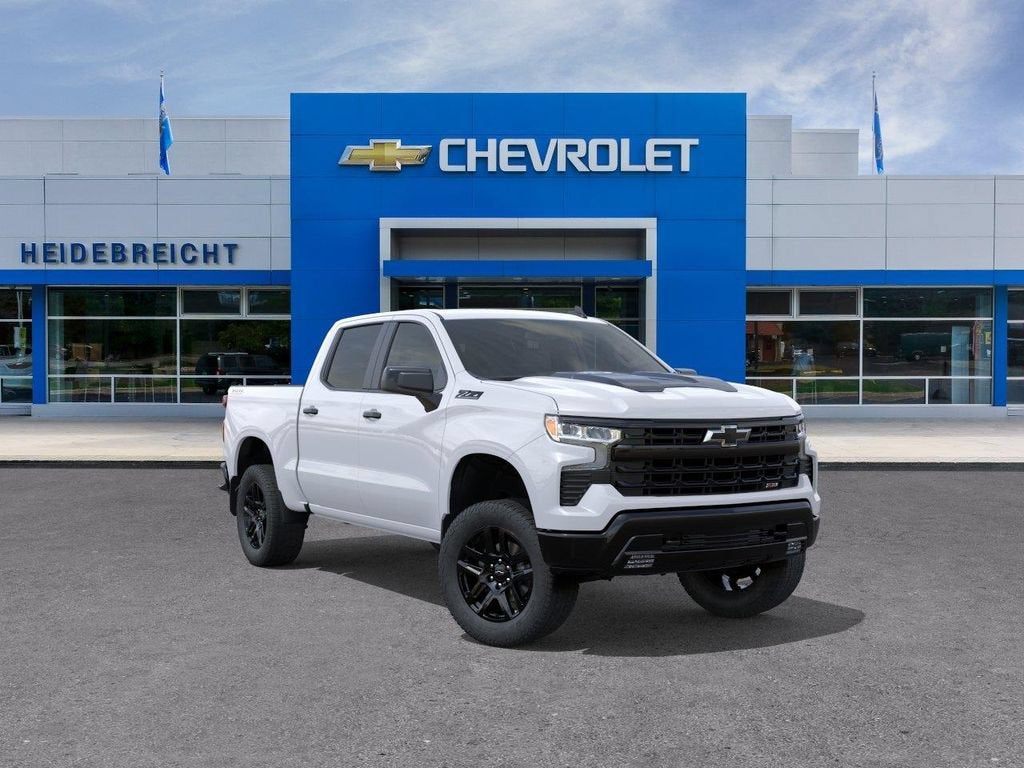 Summit White 2026 Chevrolet Silverado 1500 Pickup Truck Four-Wheel Drive Automatic