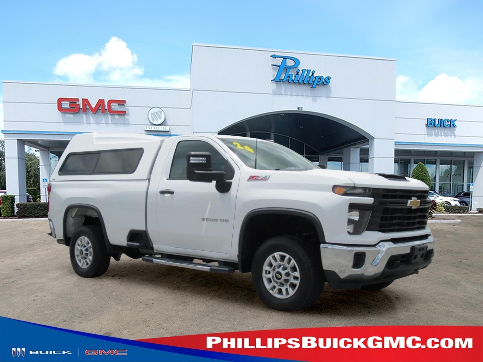 Summit White 2024 Chevrolet Silverado 2500HD Pickup Truck Four-Wheel Drive Automatic