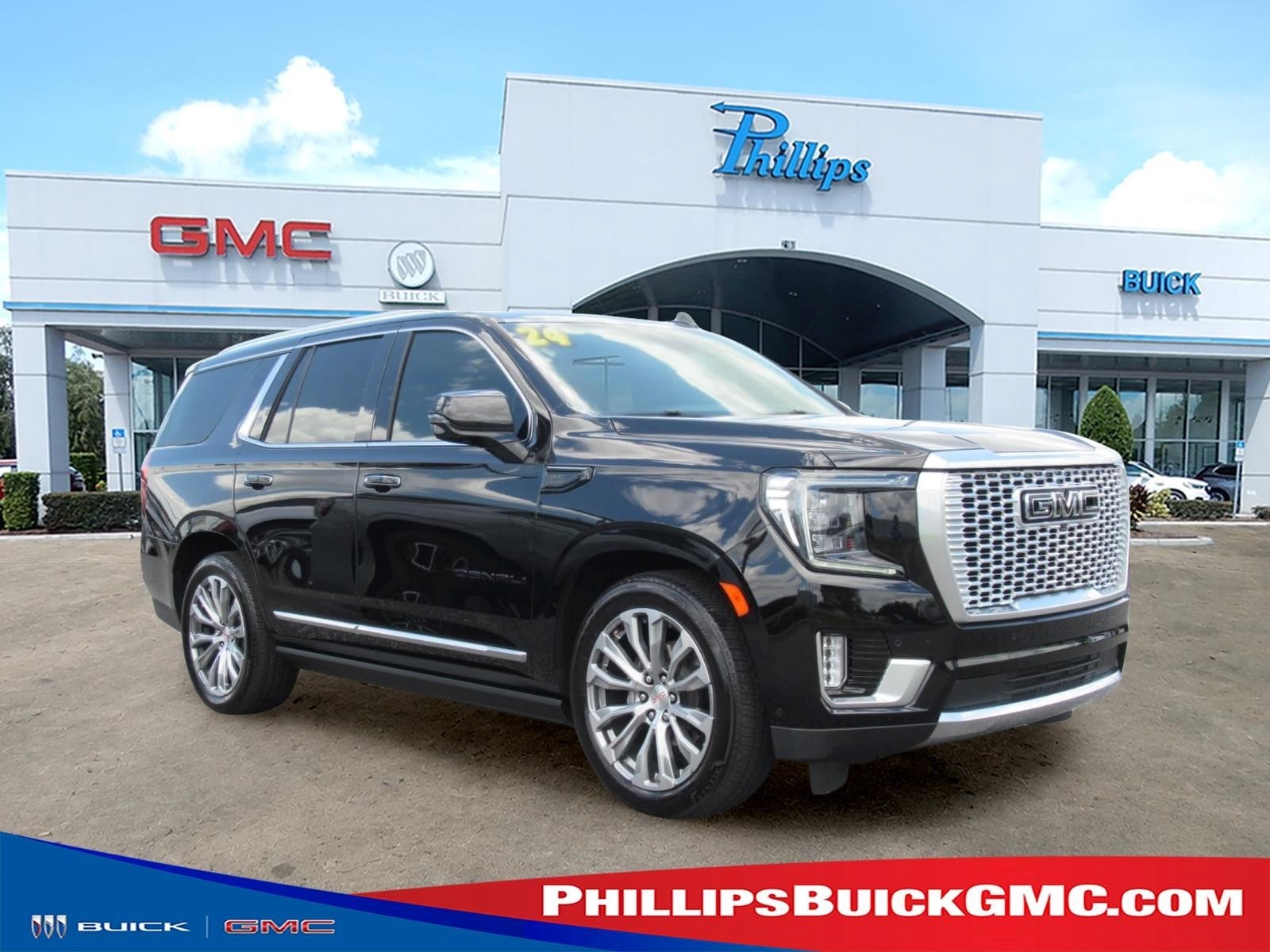  2024 GMC Yukon Denali 4WD   