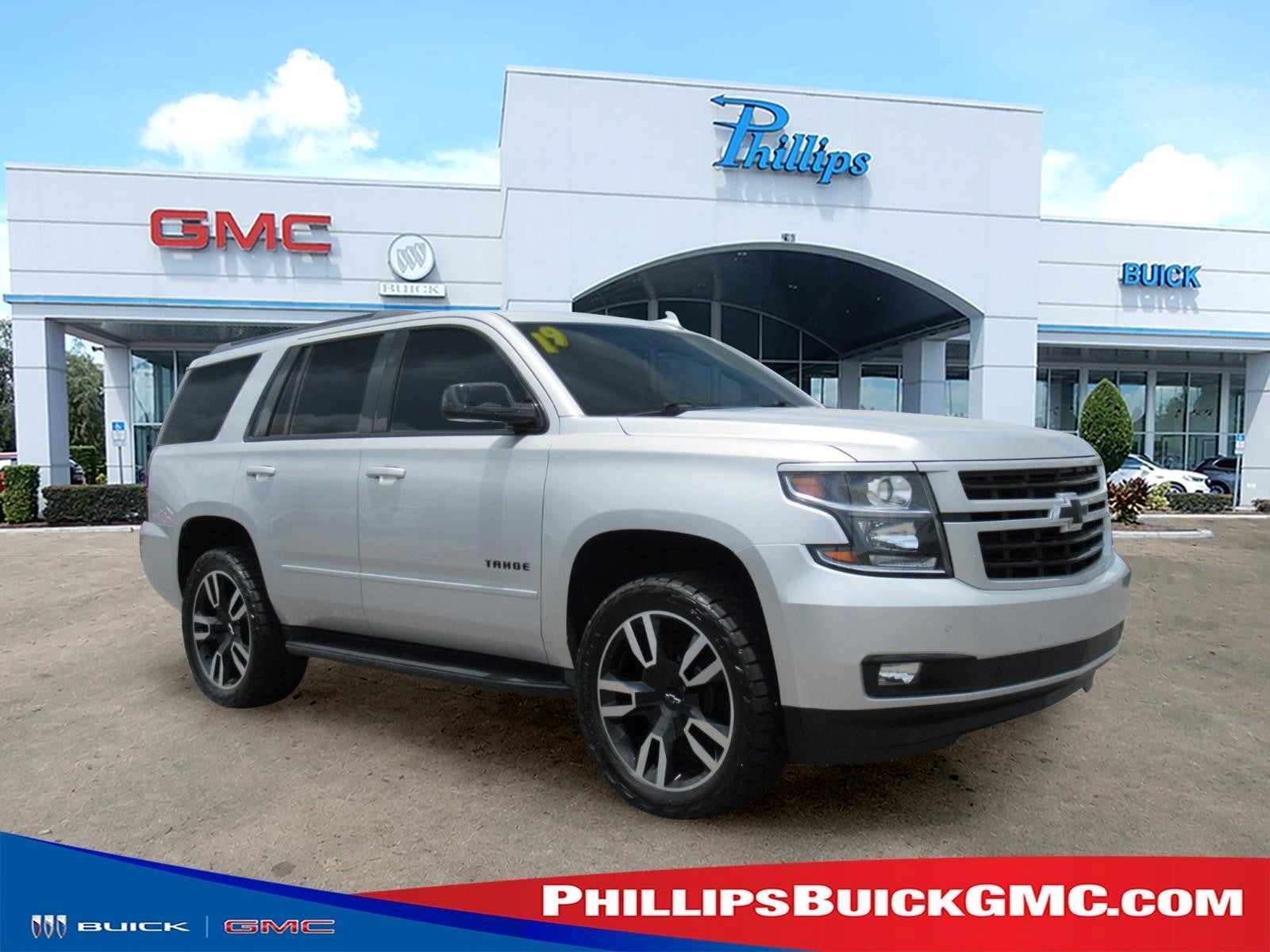 Silver Ice Metallic 2019 Chevrolet Tahoe SUV / Crossover Four-Wheel Drive Automatic