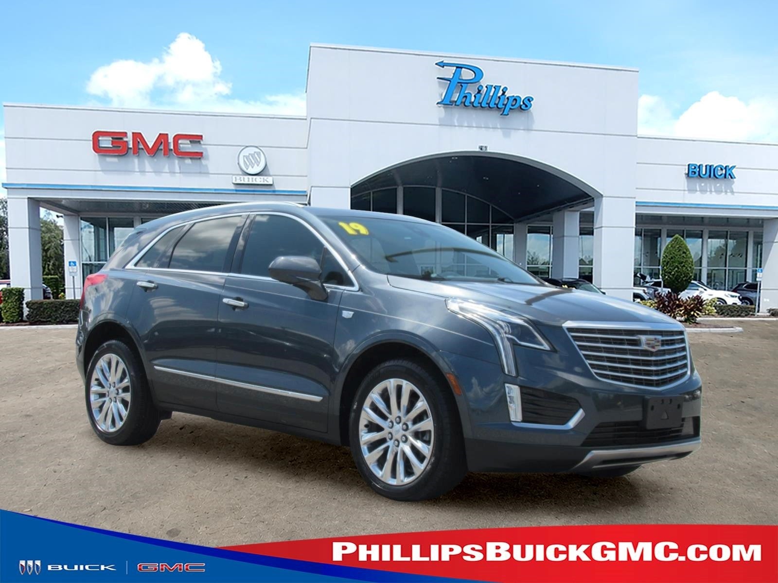 Shadow Metallic 2019 Cadillac XT5 SUV / Crossover Four-Wheel Drive Automatic