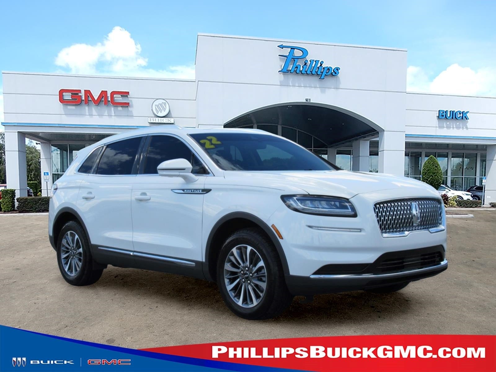 White 2022 Lincoln Nautilus Standard FWD SUV / Crossover Front-Wheel Drive Automatic