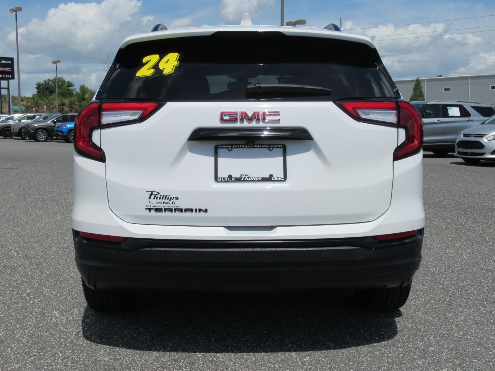 View vehicle photo 6