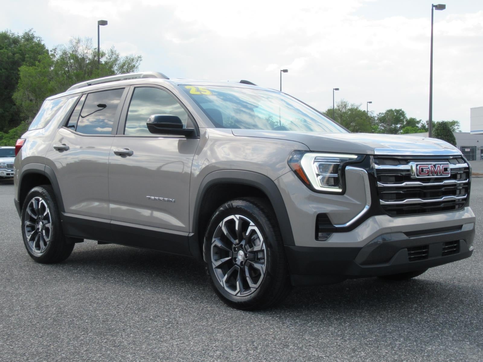Riverstone Metallic 2025 GMC Terrain SUV / Crossover Four-Wheel Drive Automatic