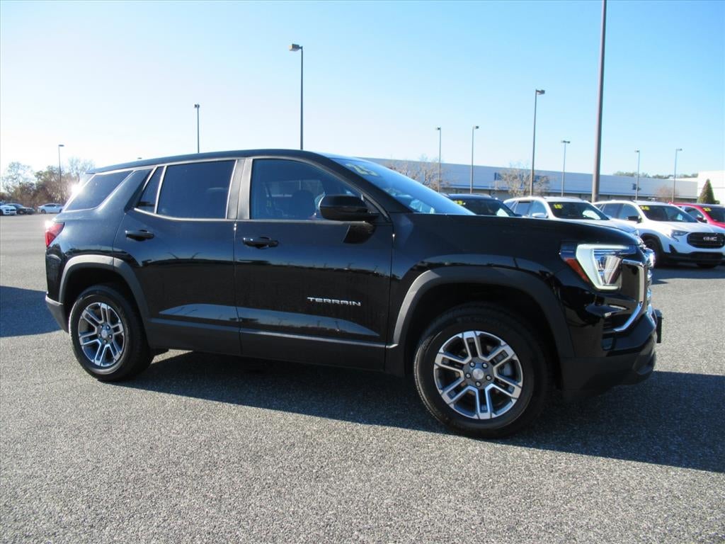 View vehicle photo 2
