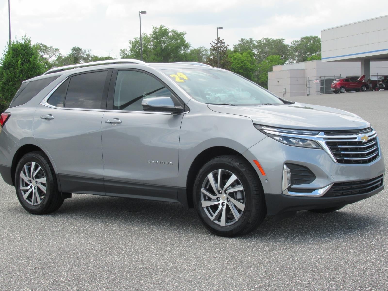 Sterling Gray Metallic 2024 Chevrolet Equinox SUV / Crossover Front-Wheel Drive Automatic