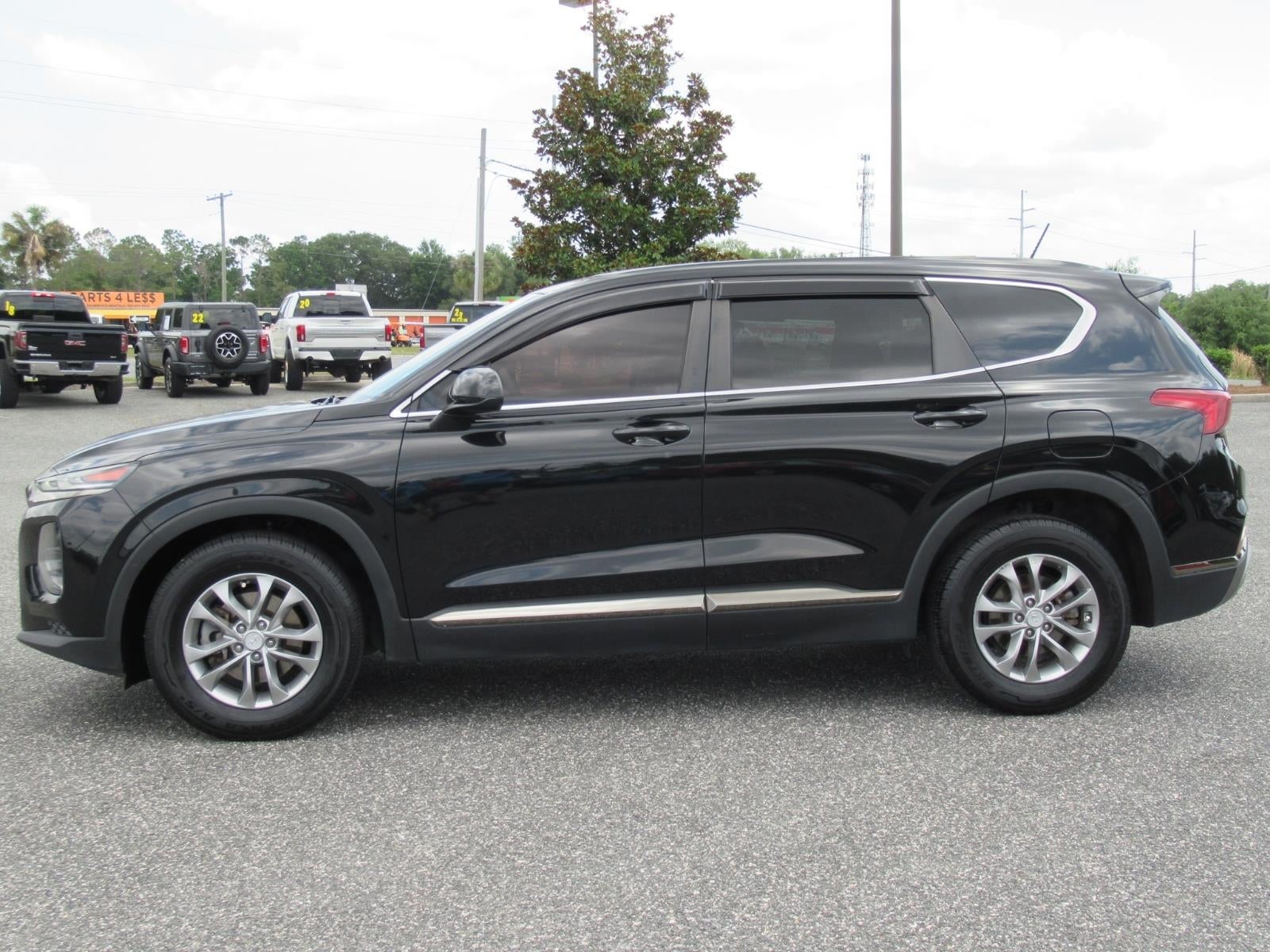 View vehicle photo 4