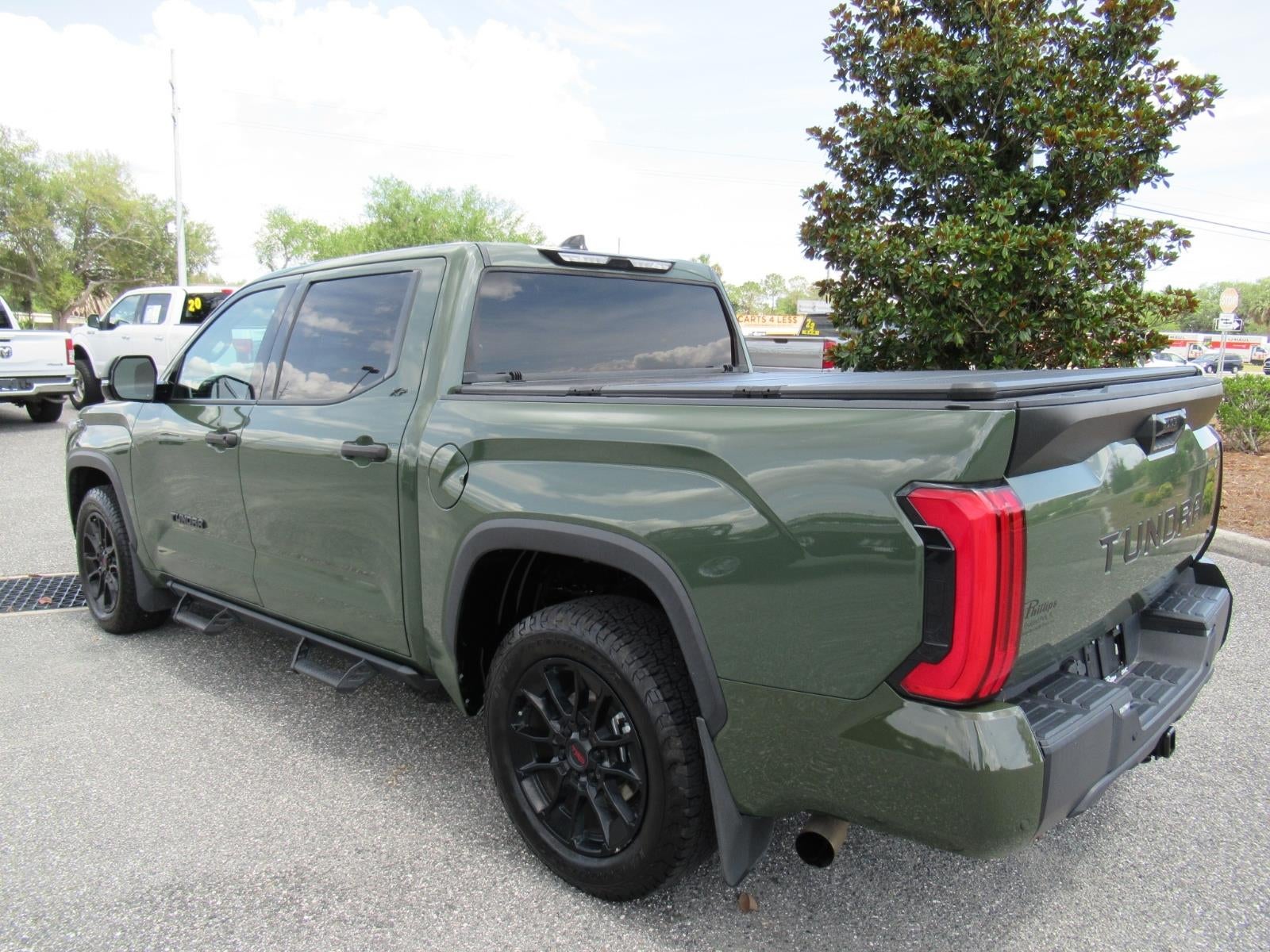View vehicle photo 5
