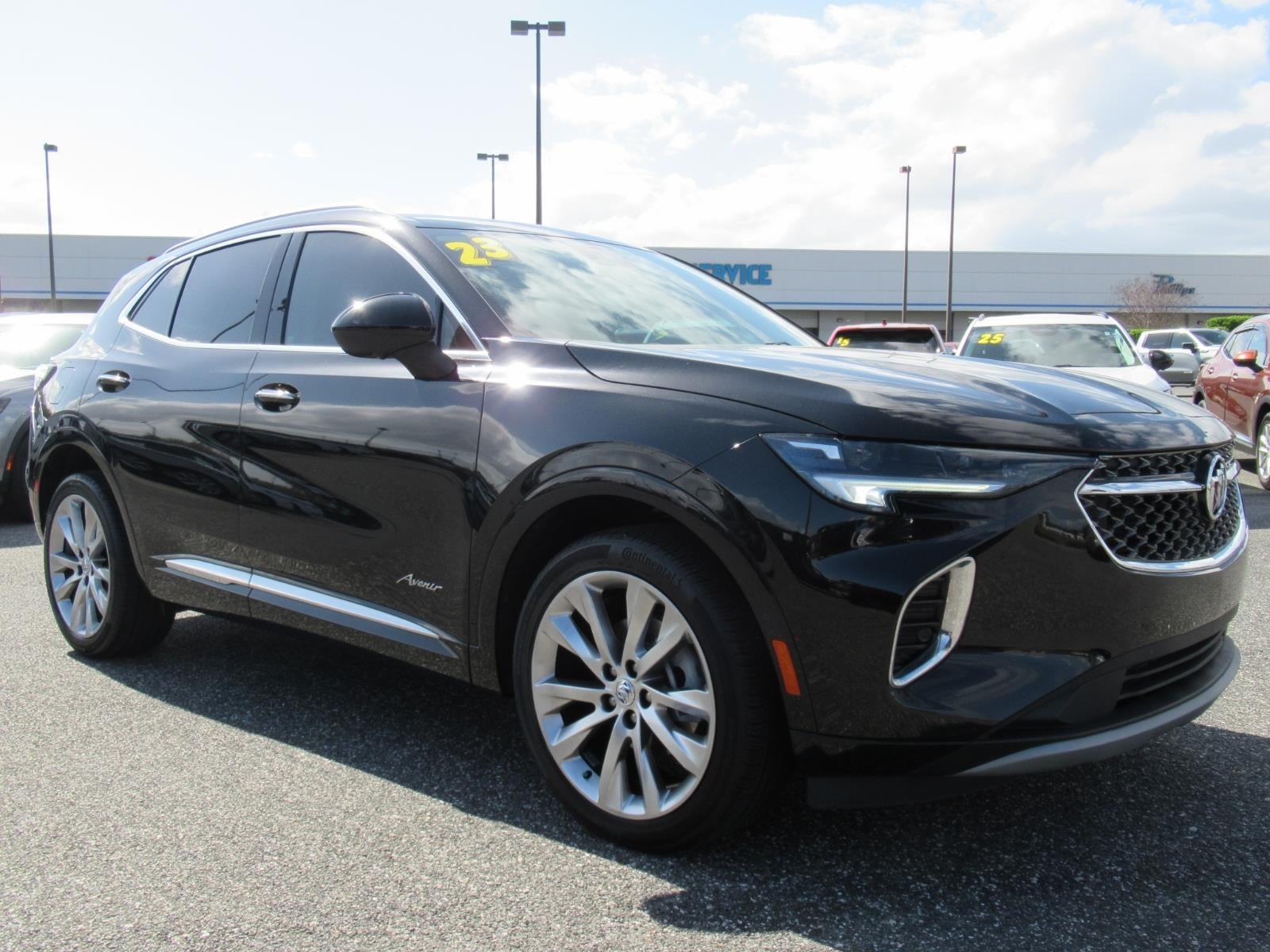  2023 Buick Envision Avenir FWD   