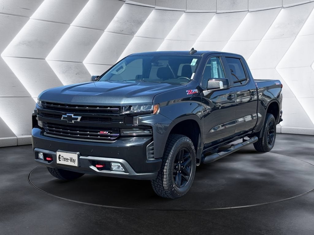 Shadow Gray Metallic 2019 Chevrolet Silverado 1500 Pickup Truck Four-Wheel Drive Automatic