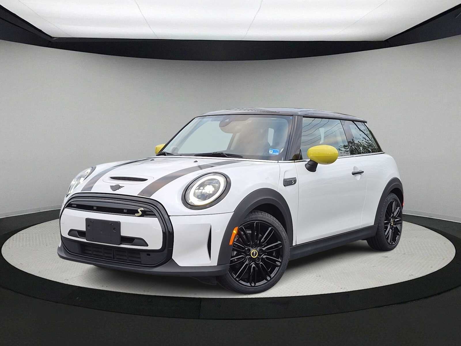 2024 MINI Hardtop 2 Door