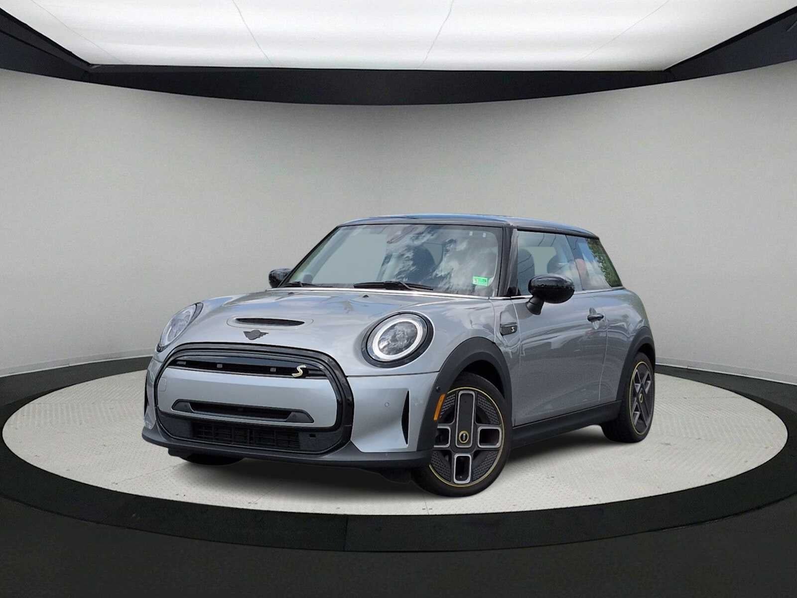 2024 MINI Hardtop 2 Door