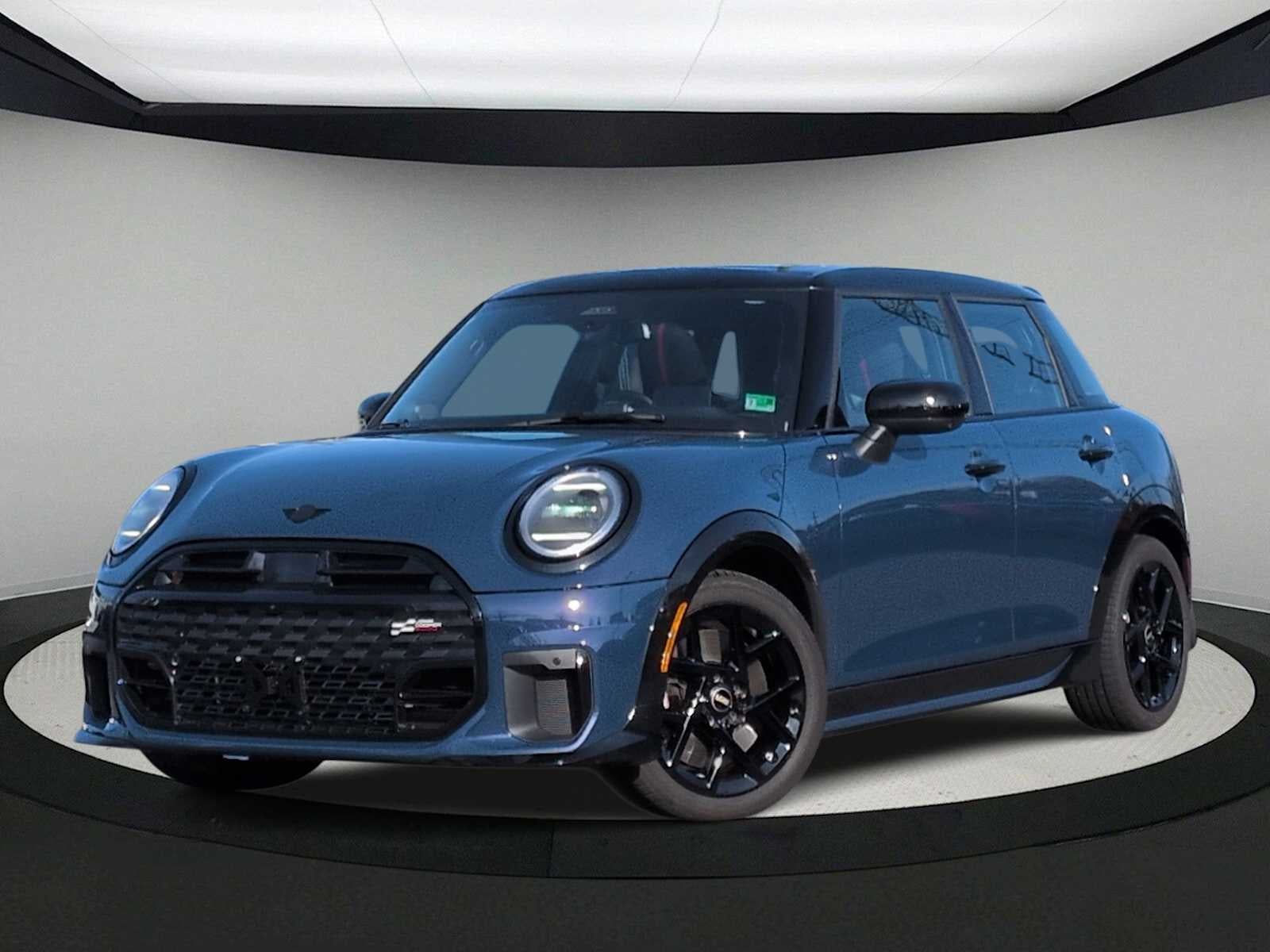 2025 MINI Hardtop 4 Door
