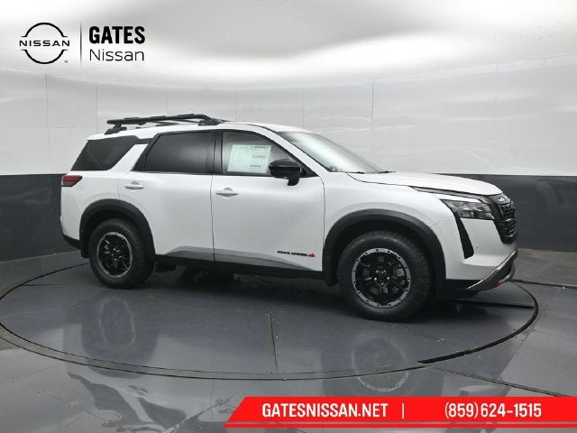 Everest White Pearl Tricoat 2026 Nissan Pathfinder SUV / Crossover All-Wheel Drive 9-Speed Automatic