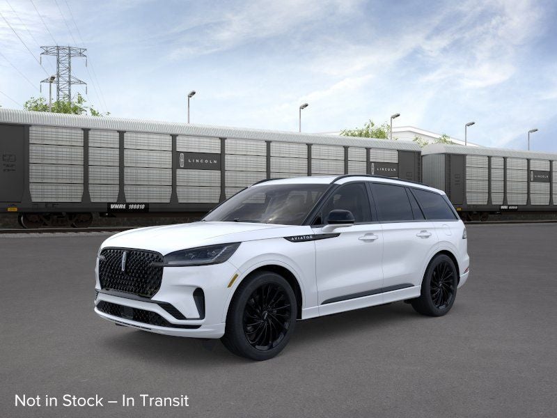 Pristine White Metallic Tri-Coat 2026 Lincoln Aviator SUV / Crossover All-Wheel Drive Automatic