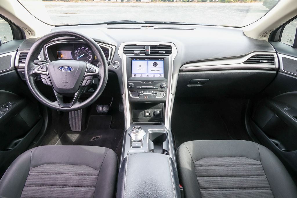 View vehicle photo 6