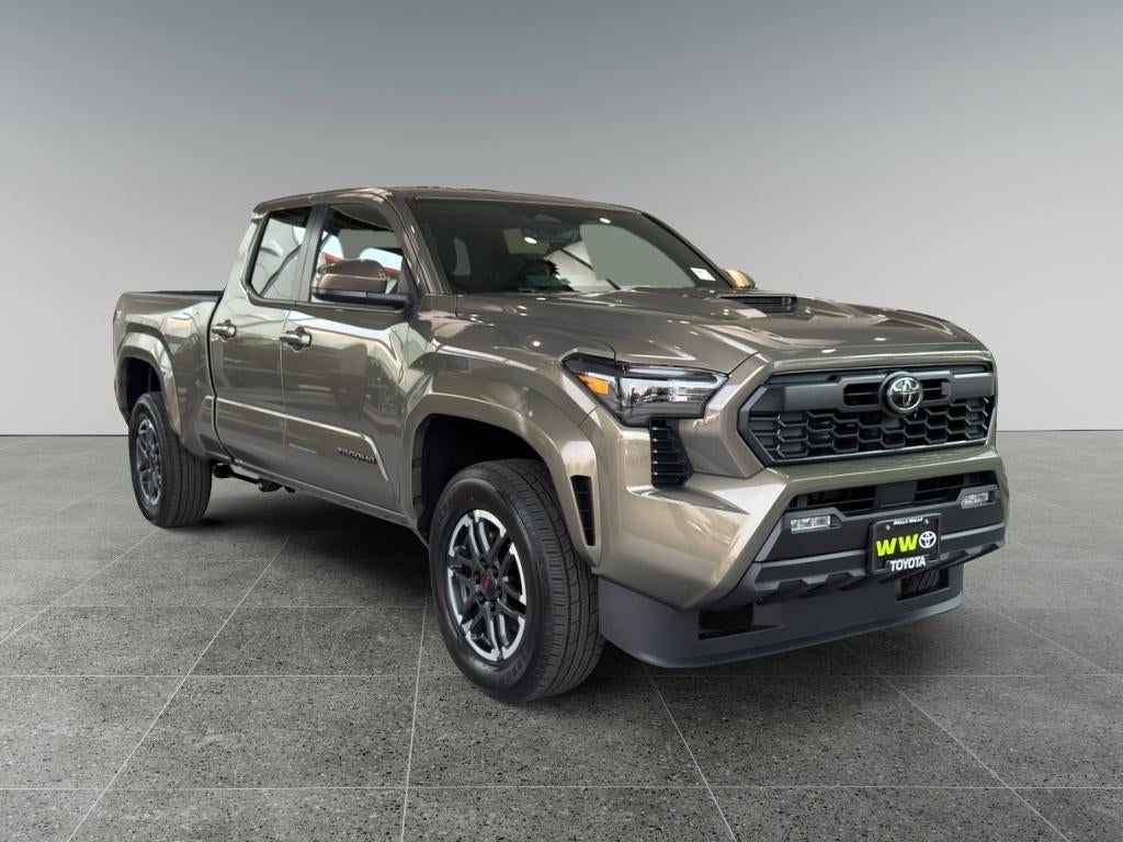 Bronze Oxide 2026 Toyota Tacoma Pickup Truck Four-Wheel Drive 8-Speed Automatic