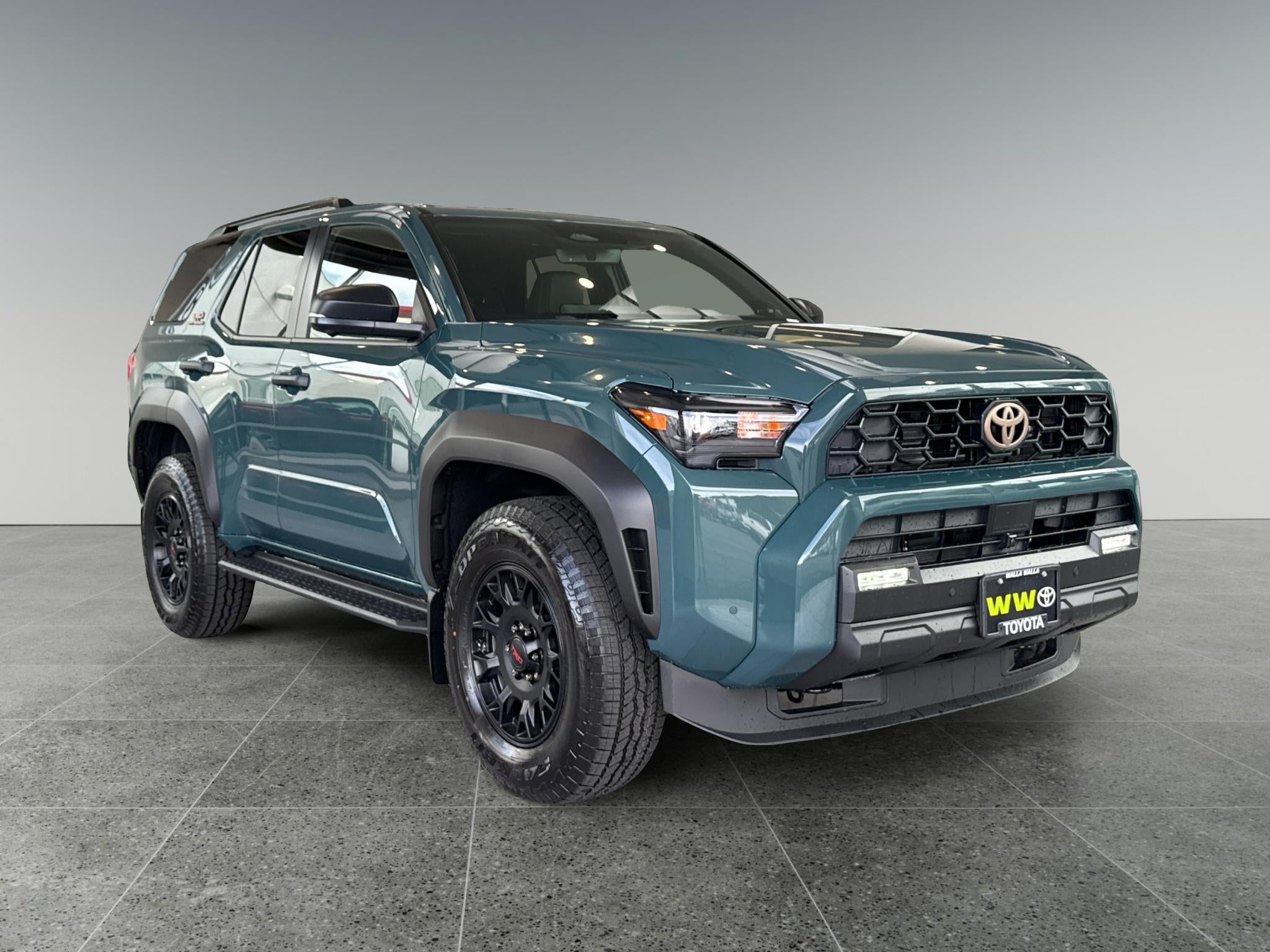 Everest 2026 Toyota 4Runner SUV / Crossover Four-Wheel Drive 8-Speed Automatic