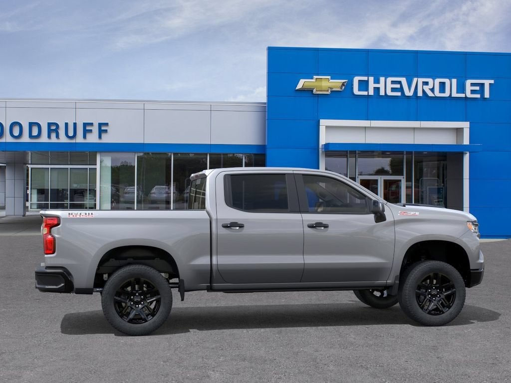 View vehicle photo 5