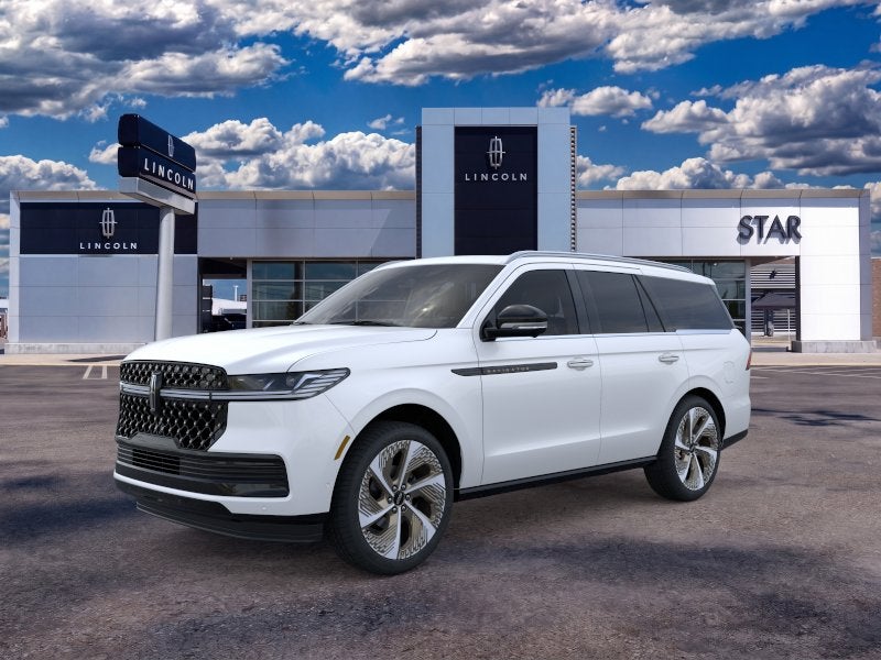 Pristine White Metallic Tri-Coat 2026 Lincoln Navigator SUV / Crossover Four-Wheel Drive Automatic