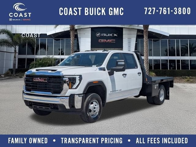 Summit White 2025 GMC Sierra 3500HD Chassis Pickup Truck Four-Wheel Drive Automatic
