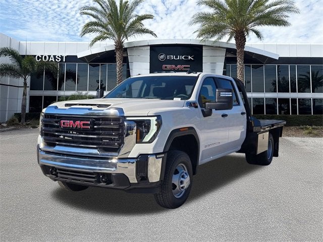 2025 GMC Sierra 3500HD Chassis Pro Crew Cab 4WD