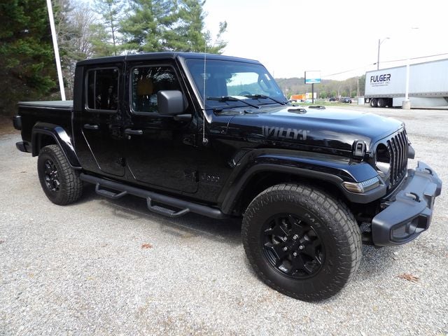 View vehicle photo 6