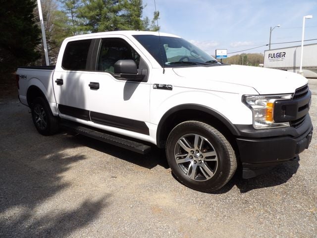 View vehicle photo 6