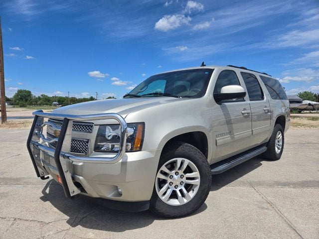 Champagne Silver Metallic 2014 Chevrolet Suburban 1500 LT 4WD SUV / Crossover Four-Wheel Drive Automatic