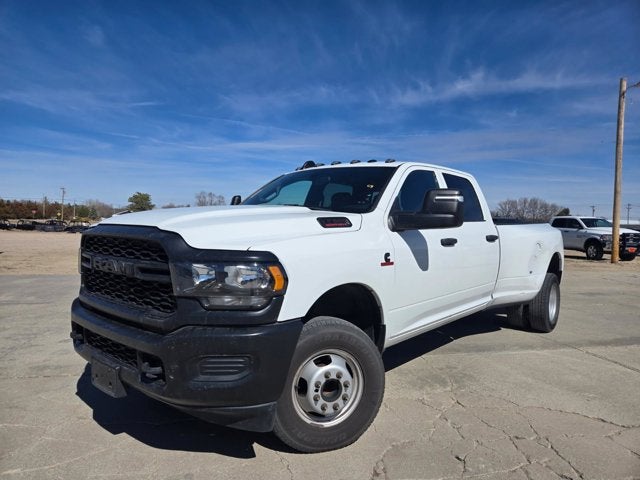 2024 RAM 3500 Tradesman Crew Cab LB DRW 4WD