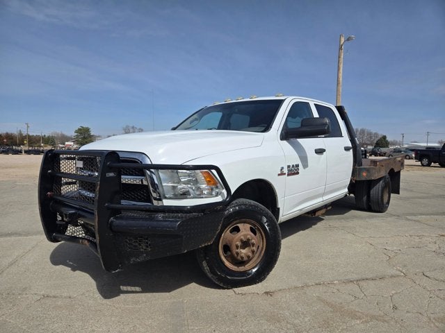 2014 RAM 3500 Chassis Tradesman Crew Cab 4WD