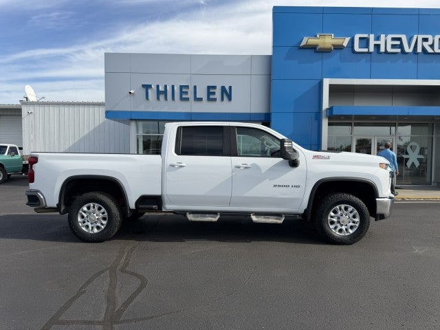 Summit White 2021 Chevrolet Silverado 2500HD Pickup Truck Four-Wheel Drive Automatic