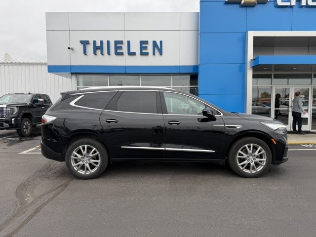  2024 Buick Enclave Essence AWD   