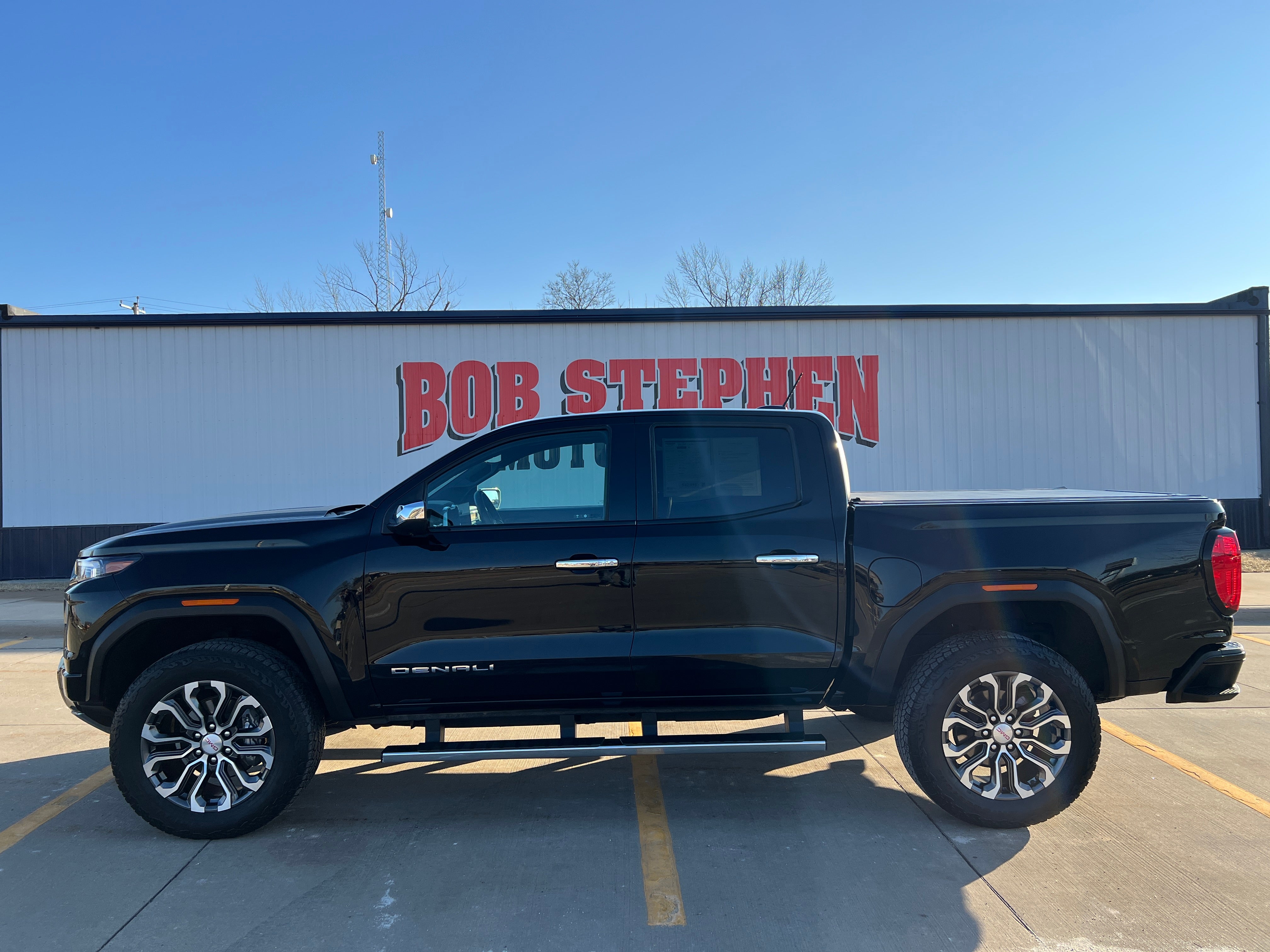 2024 GMC Canyon Denali Crew Cab 4WD