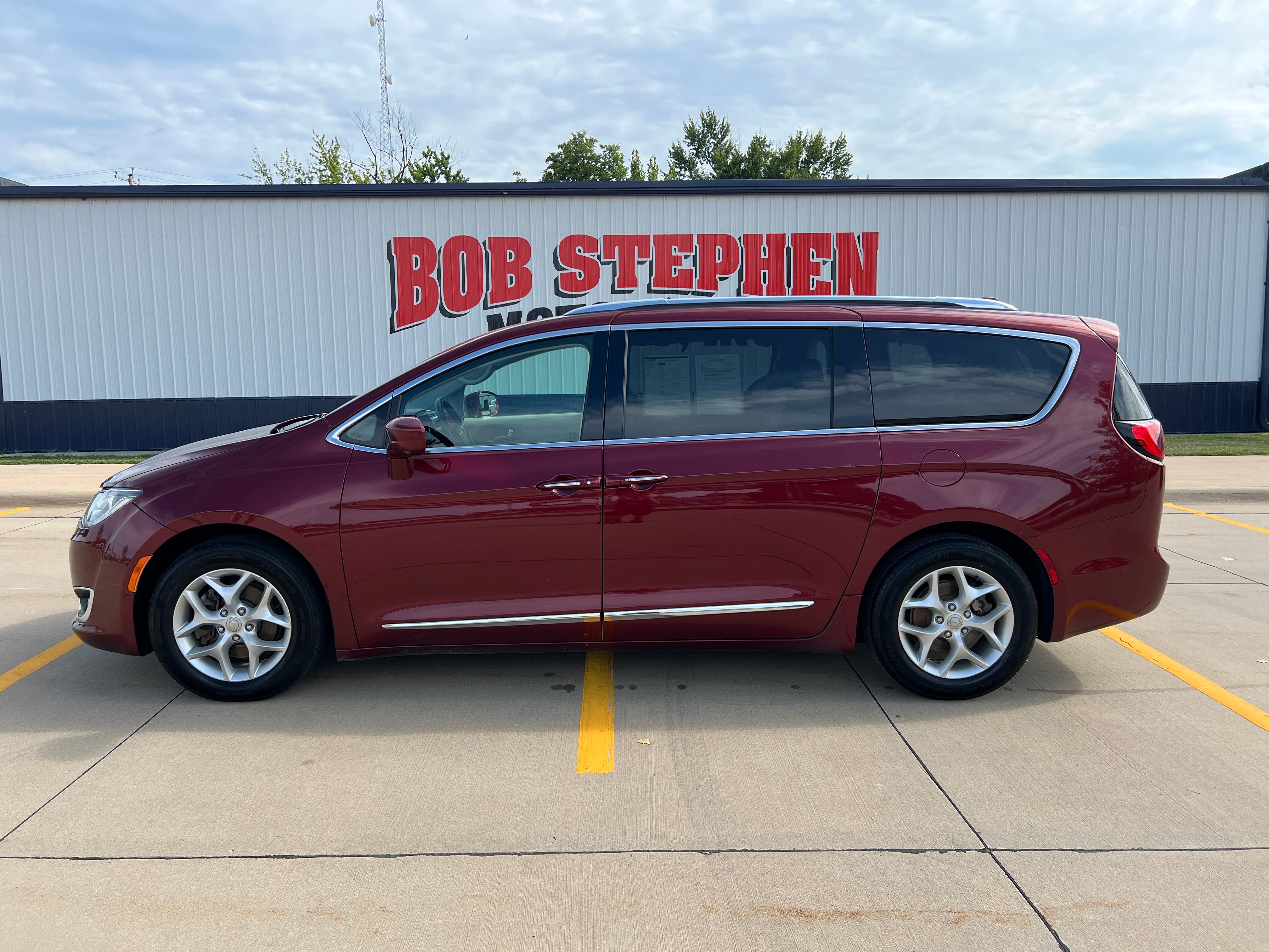  2019 Chrysler Pacifica Touring L FWD   