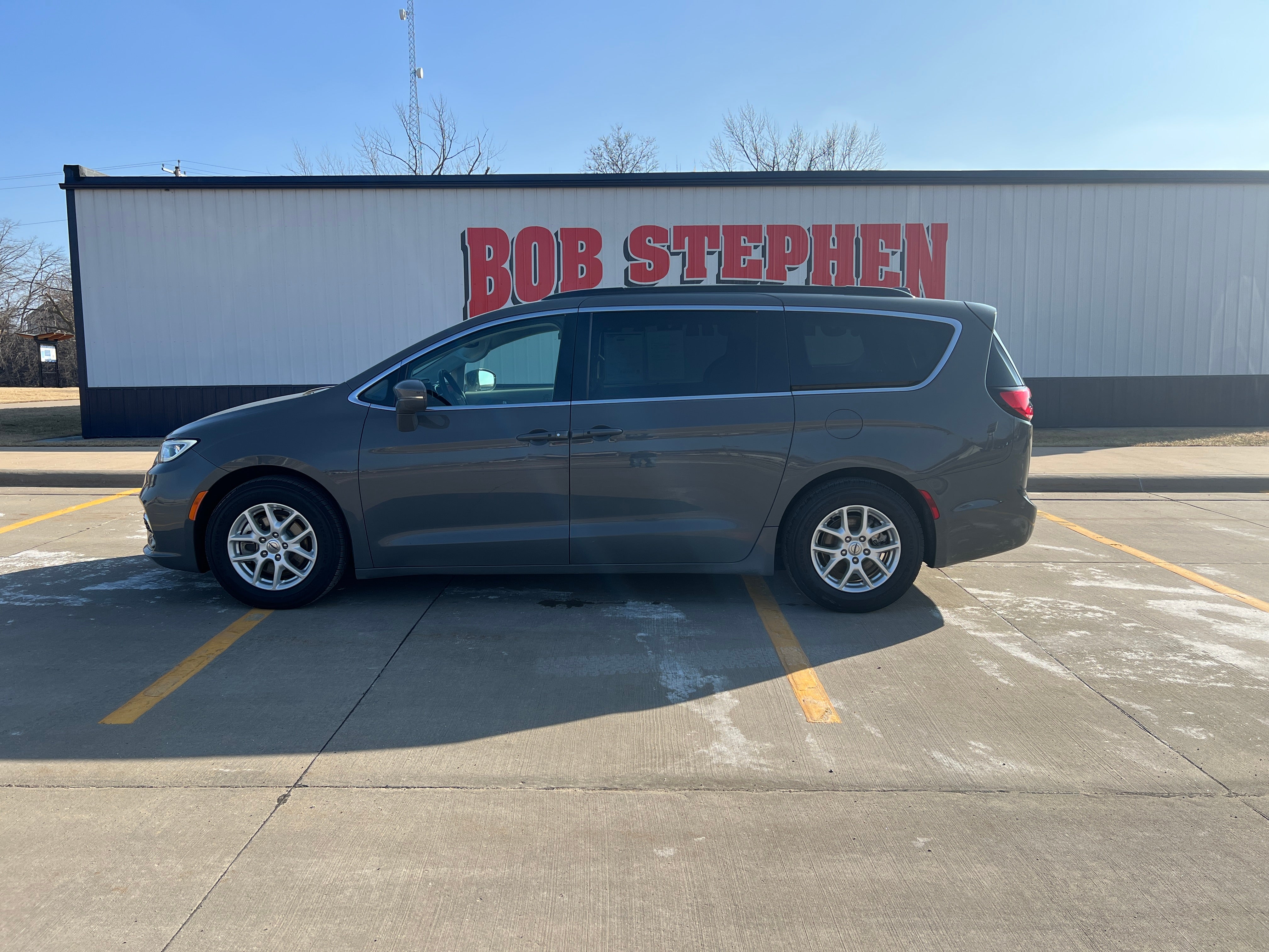 2022 Chrysler Pacifica Touring L FWD