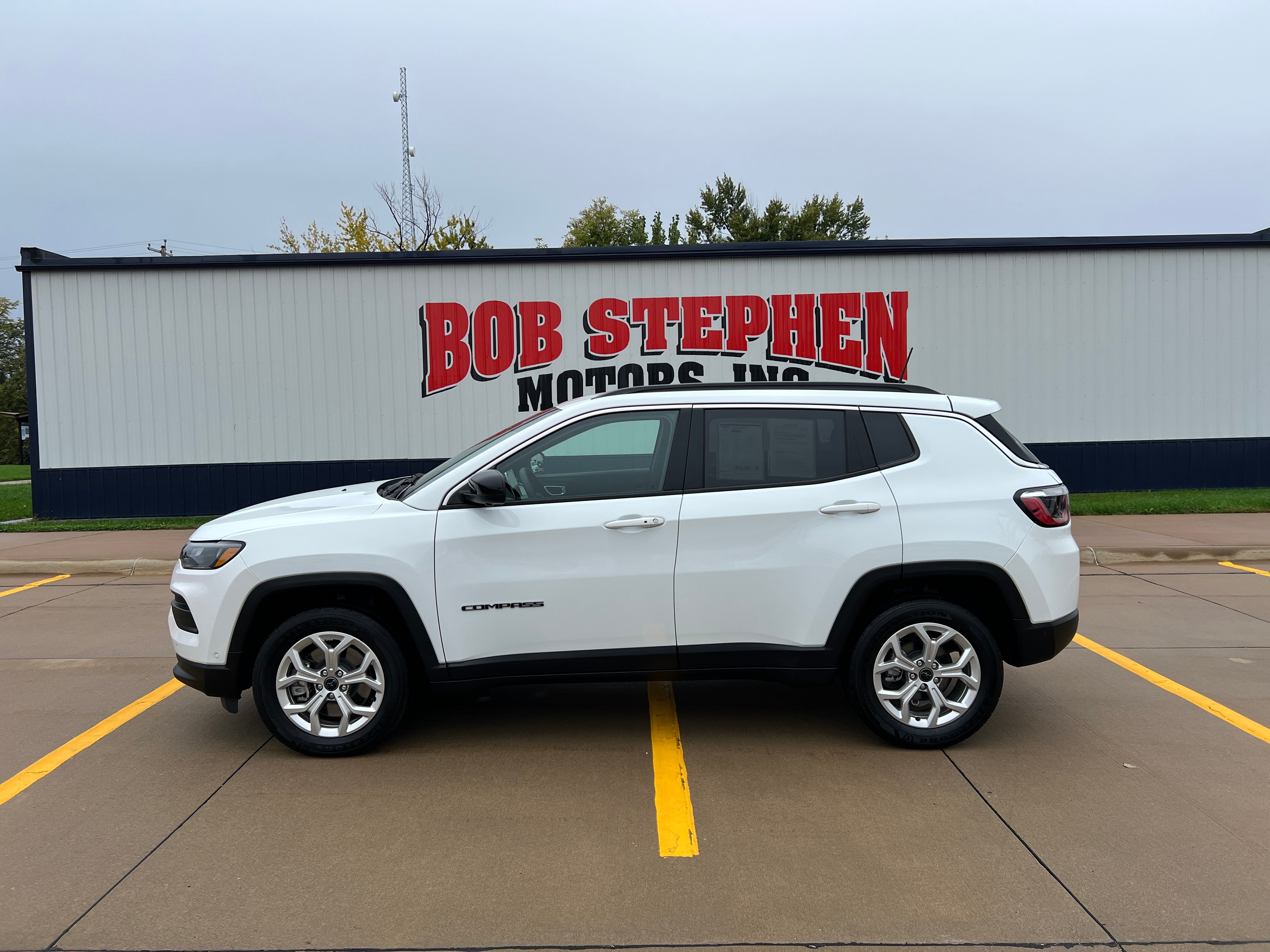  2025 Jeep Compass SUV / Crossover Four-Wheel Drive Automatic