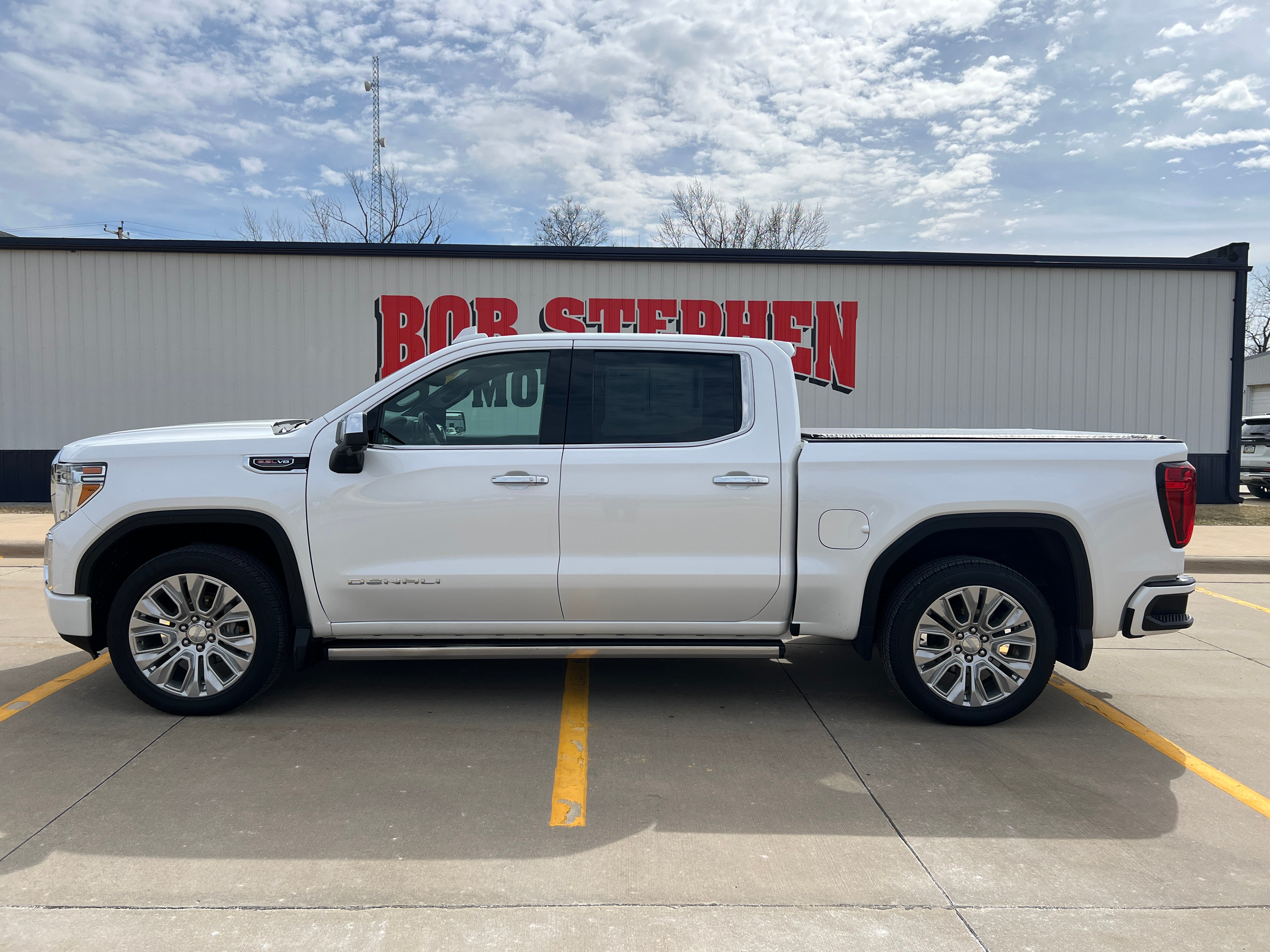 2022 GMC Sierra 1500 Limited Denali Crew Cab 4WD