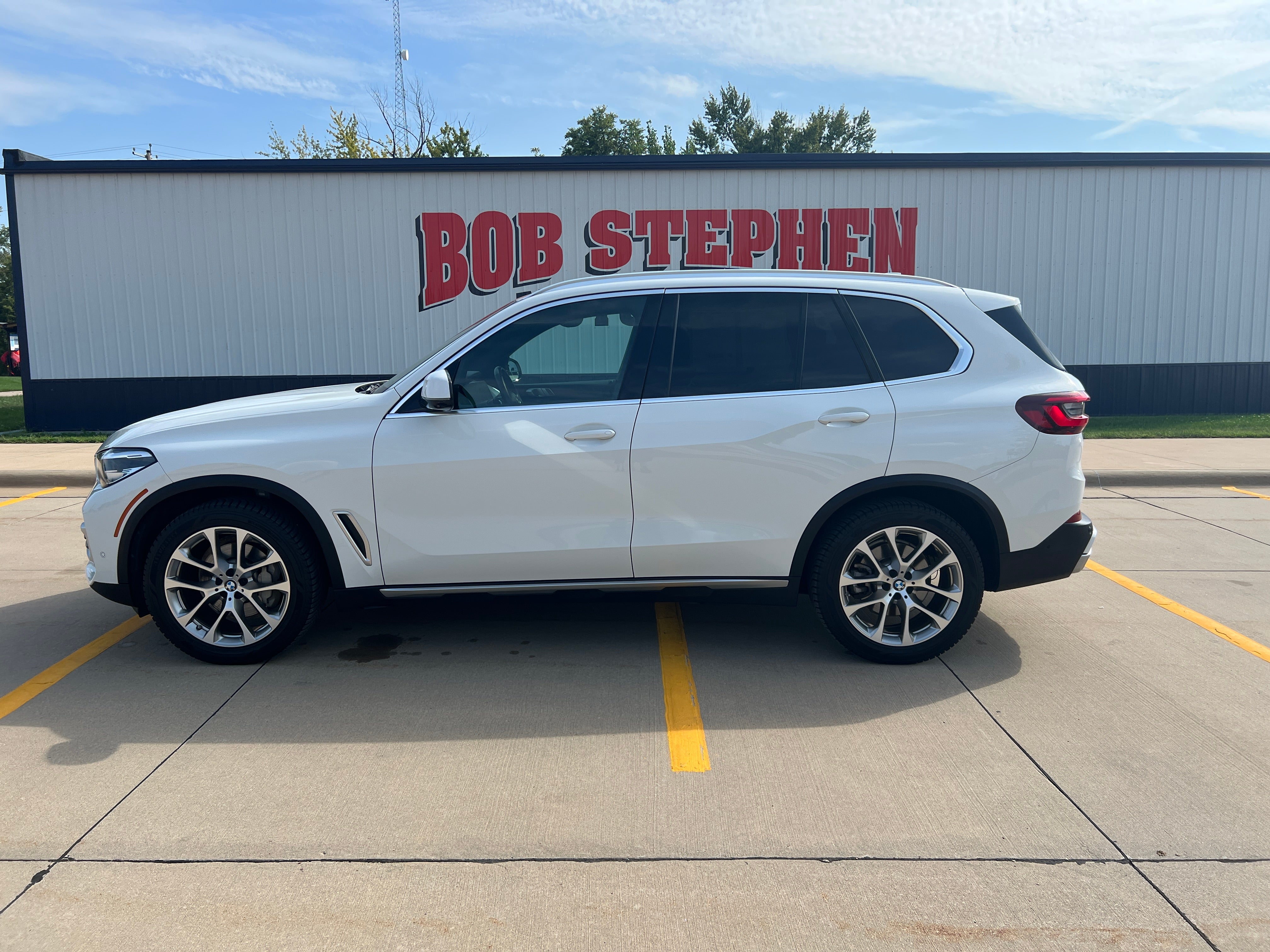  2022 BMW X5 xDrive40i AWD   