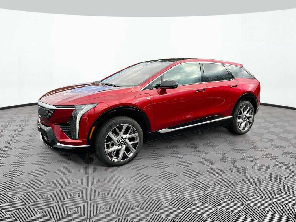 2026 Cadillac OPTIQ Luxury AWD