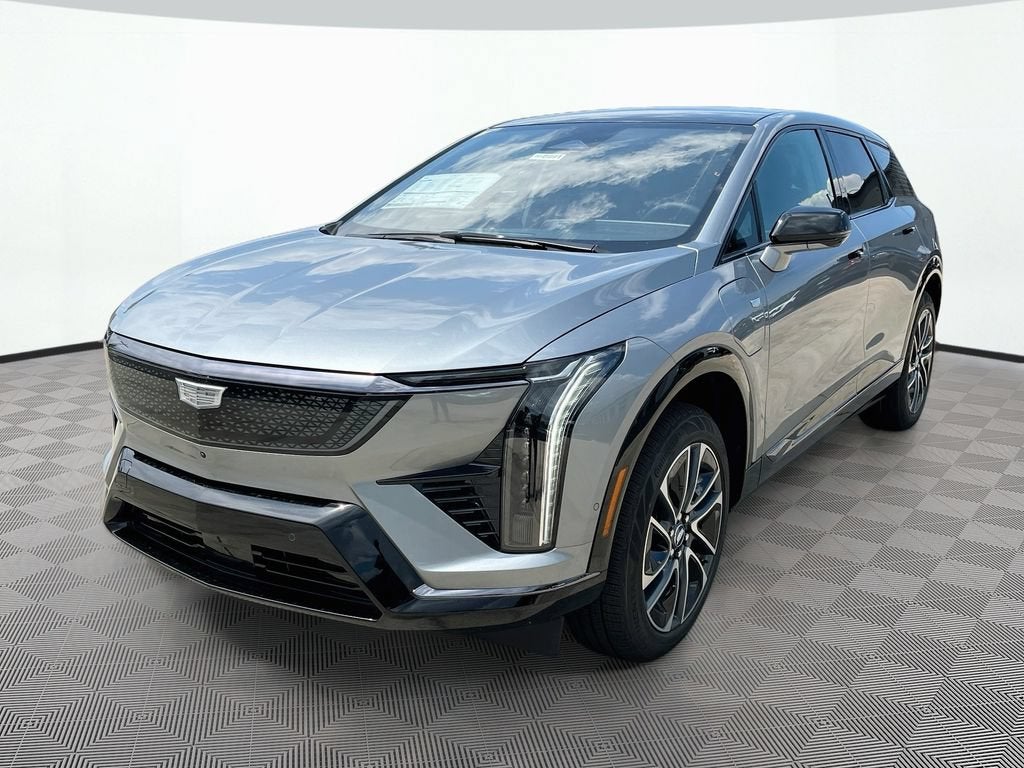 Argent Silver Metallic 2027 Cadillac OPTIQ SUV / Crossover Rear-Wheel Drive Automatic