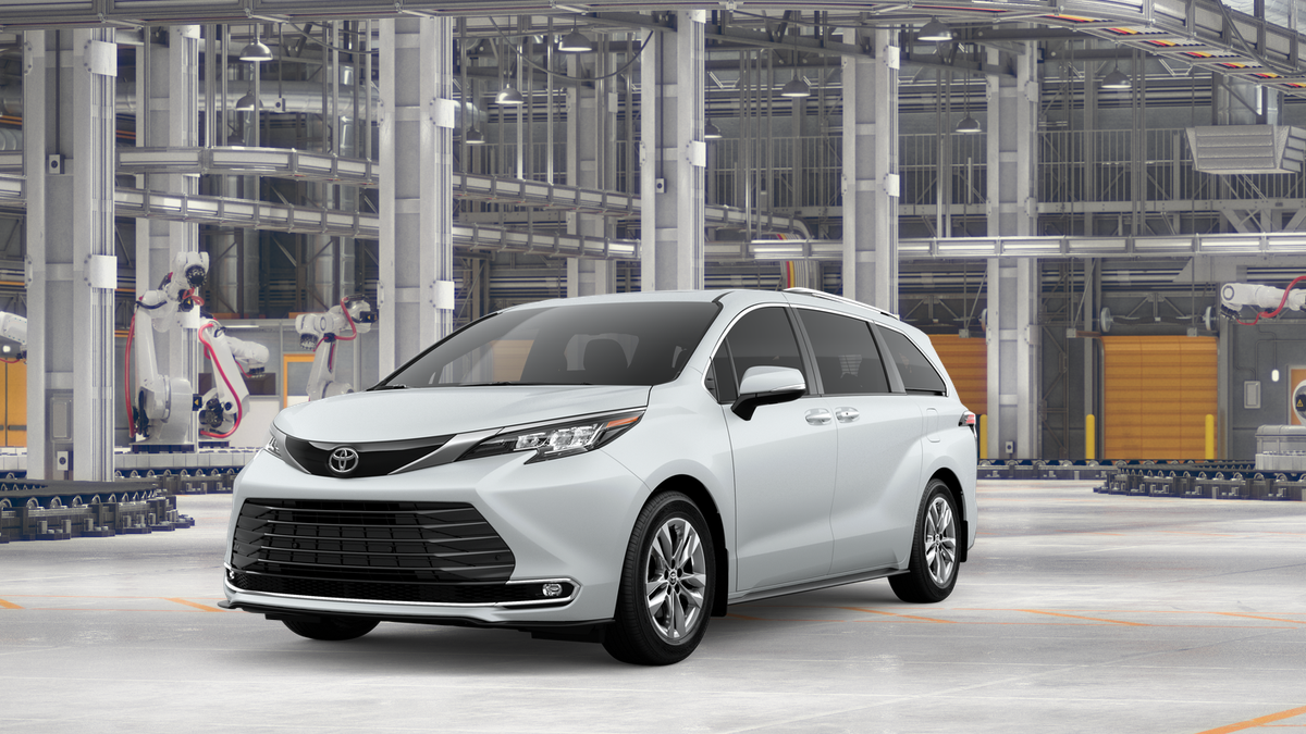 Wind Chill Pearl [Extra_Cost_Color] 2026 Toyota Sienna Minivan All-Wheel Drive Continuously Variable Transmission