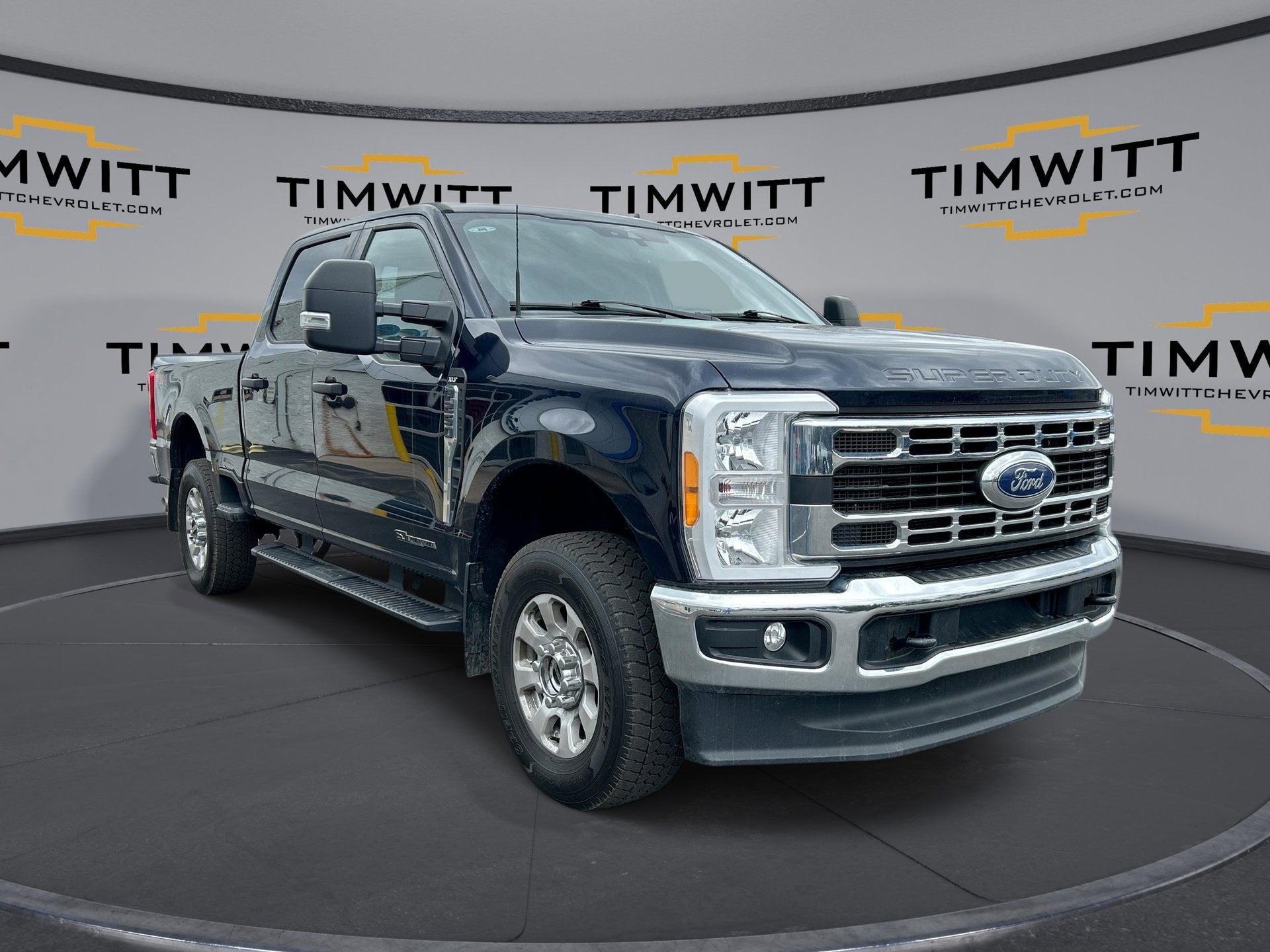  2023 Ford F-250 Super Duty XLT Crew Cab 4WD   