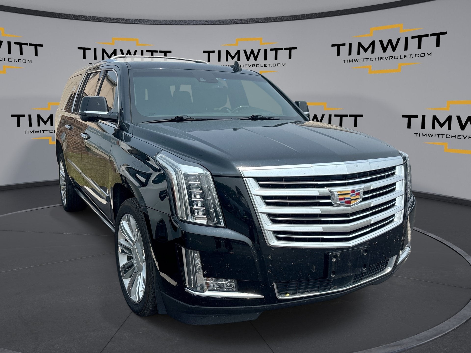  2016 Cadillac Escalade ESV Platinum 4WD   