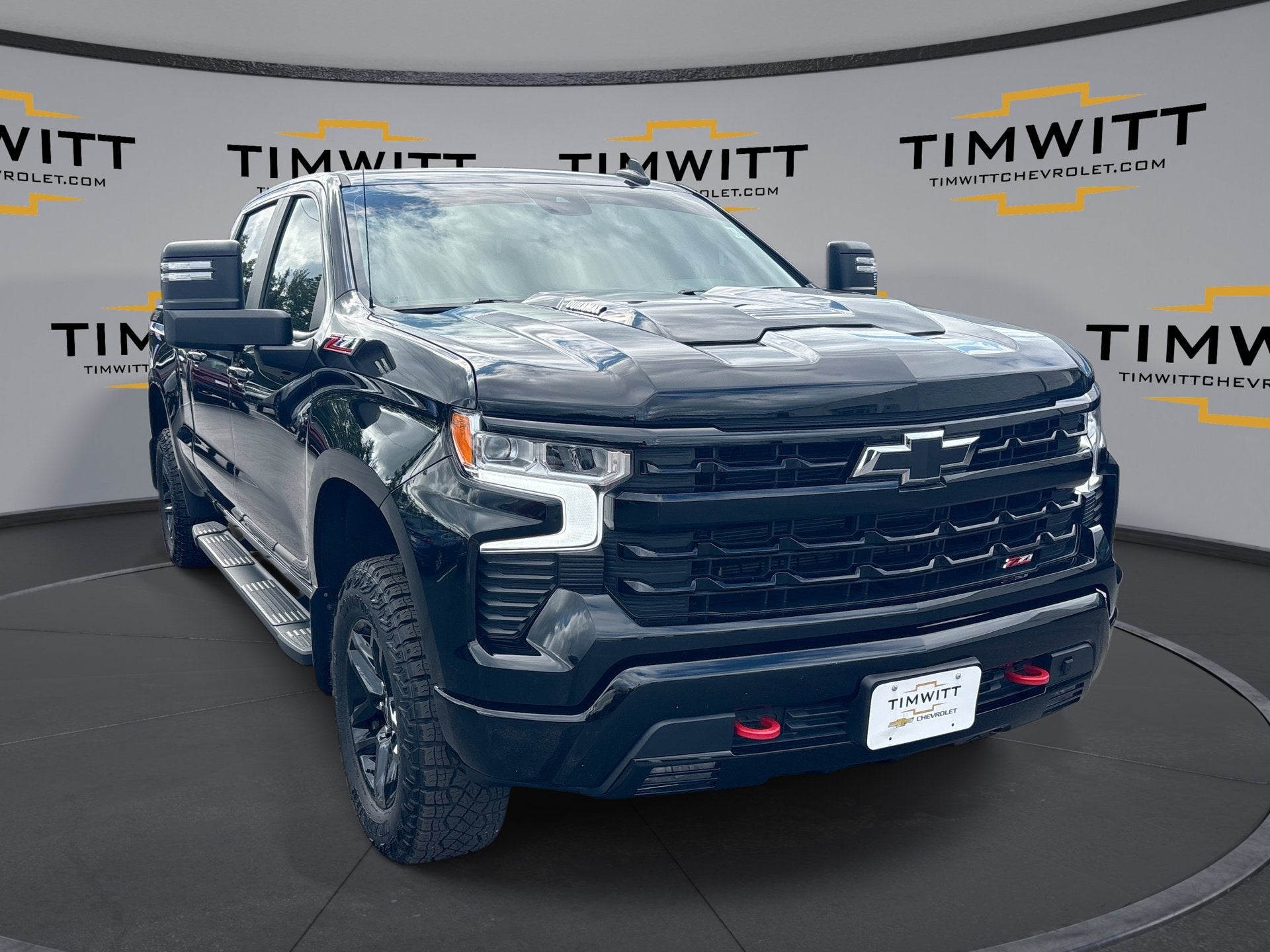  2024 Chevrolet Silverado 1500 LT Trail Boss Crew Cab 4WD   