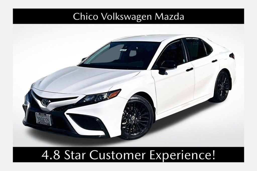 2022 Toyota Camry Hybrid SE Nightshade FWD