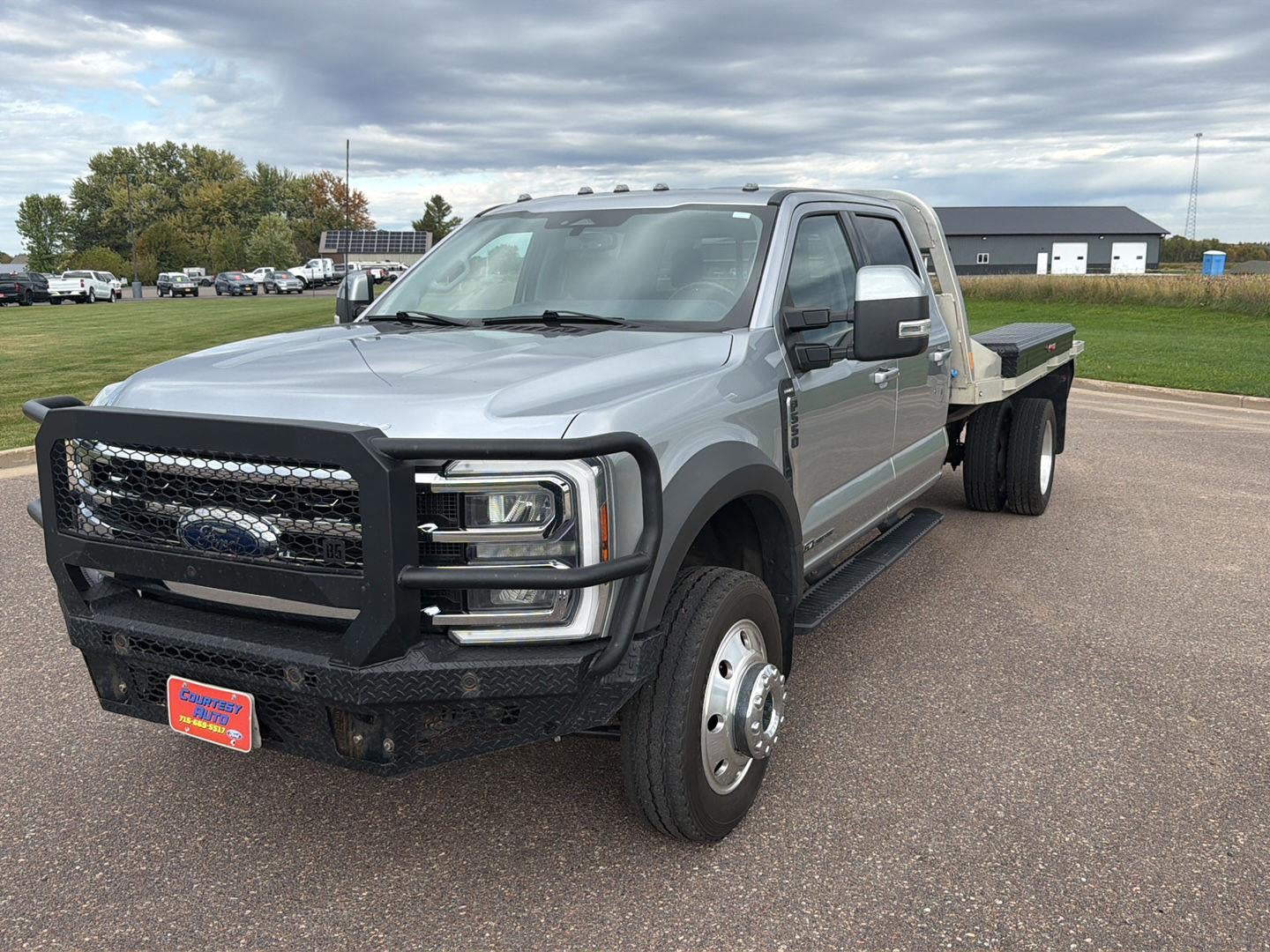 2023 Ford Super Duty F-550 DRW LARIAT