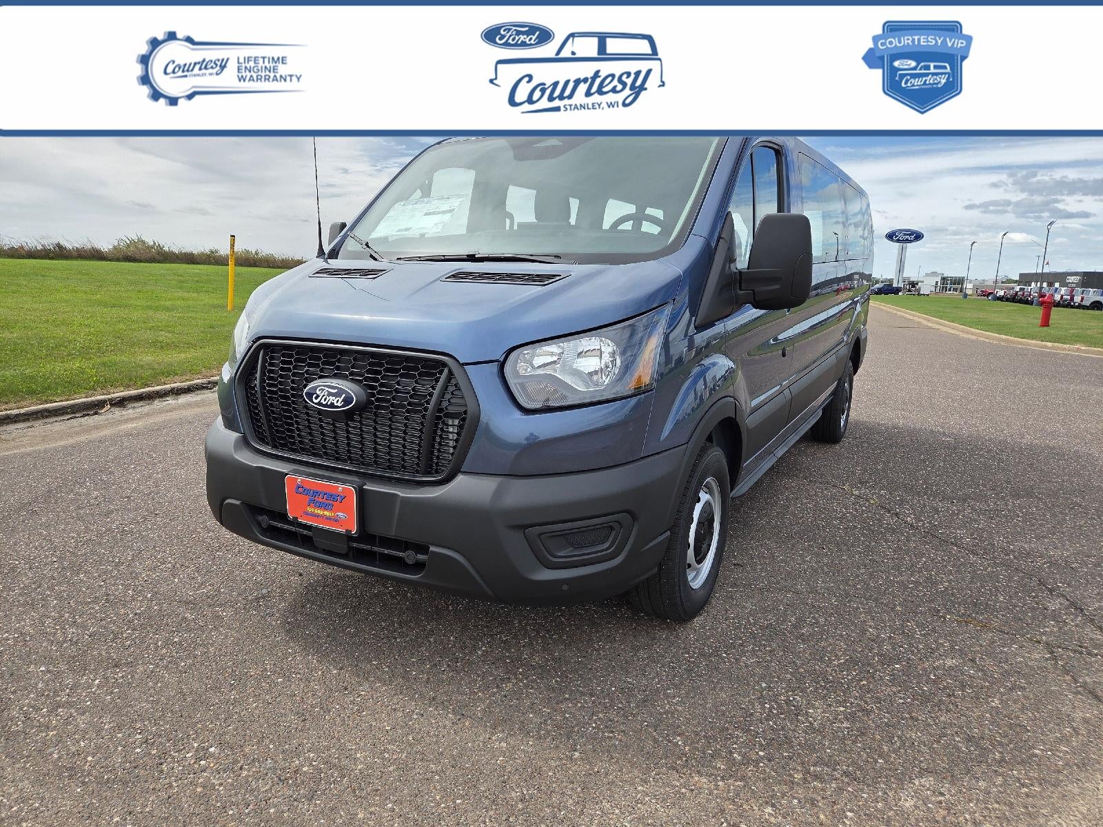 2027 Ford Transit Passenger Wagon XL