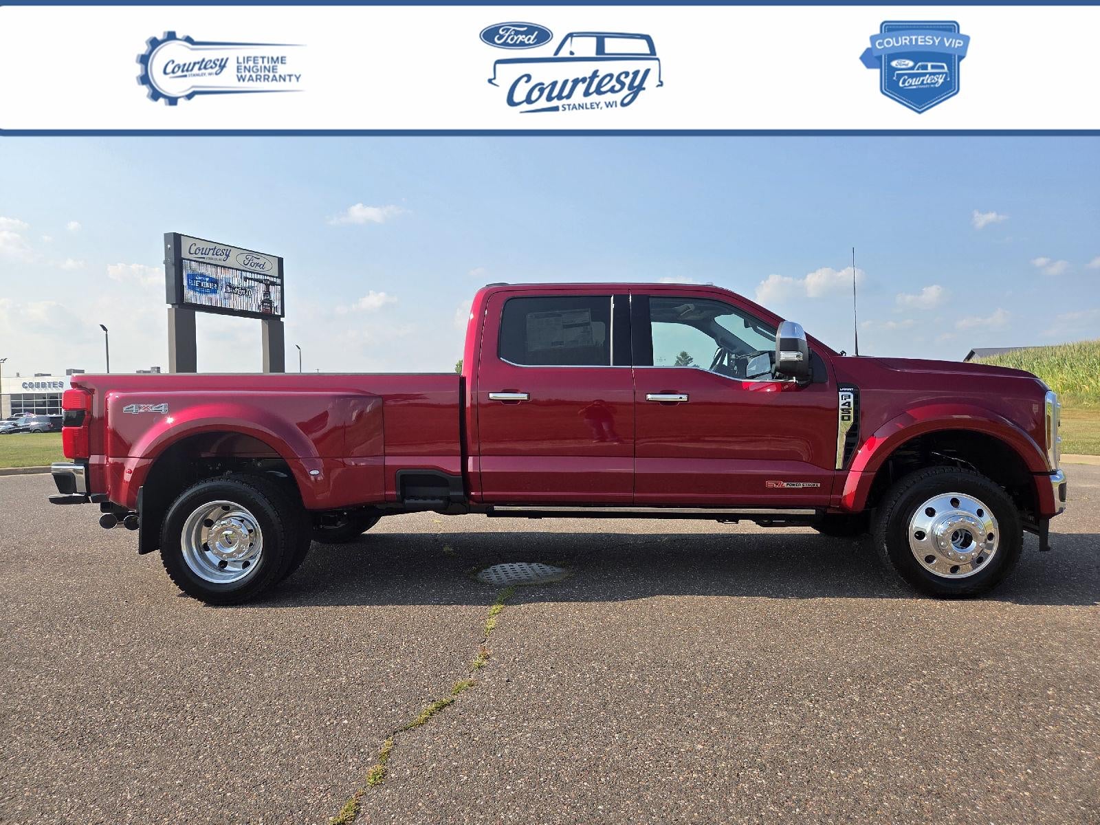 2026 Ford Super Duty F-450 Drw LARIAT